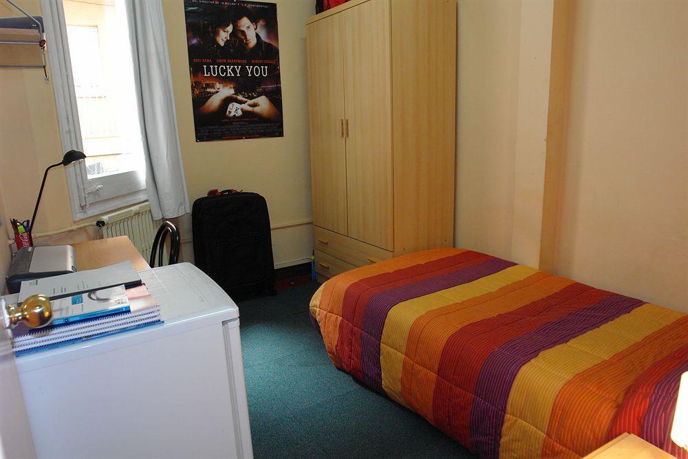 Residencia Universitaria San Marius- Muntaner