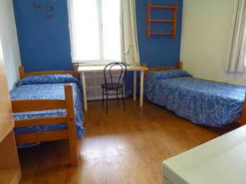 Residencia Universitaria San Marius- Muntaner Apartment